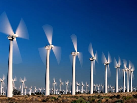 g8u8-windmills-in-field